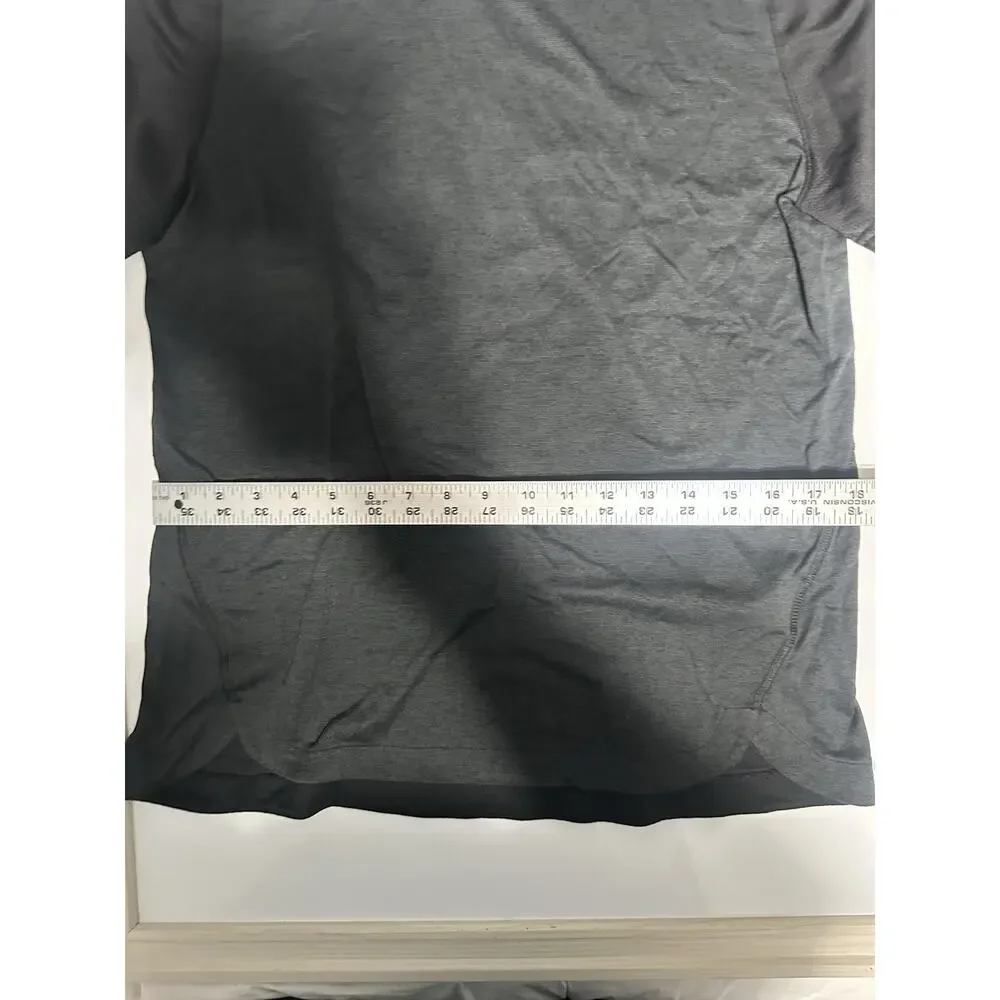 Nike Athletic Top Women M Gray Black Short Sleeve Breathable